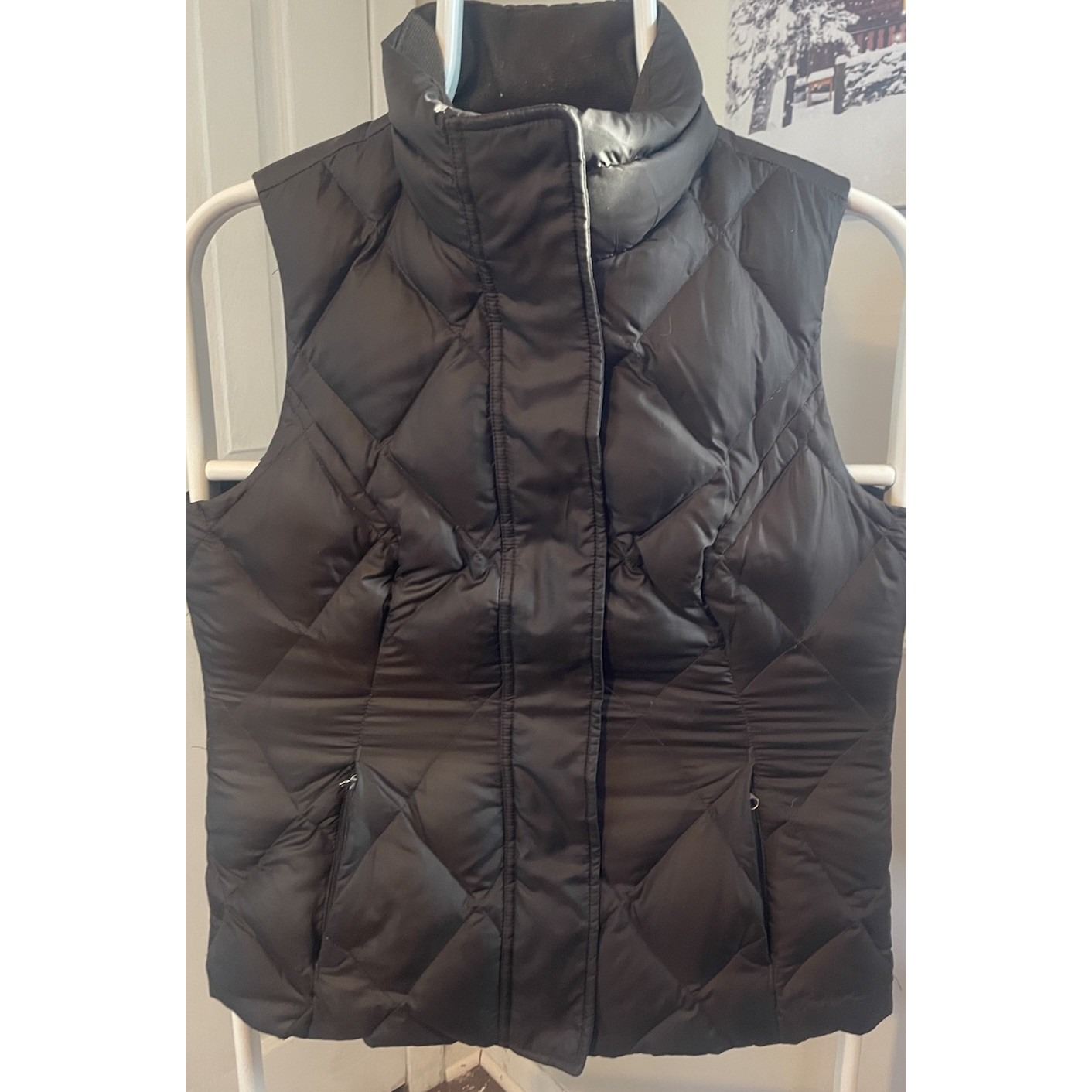 Eddie Bauer Premium Goose Down Quilted Puffer Vest Womens Xsmall. Outerwear.